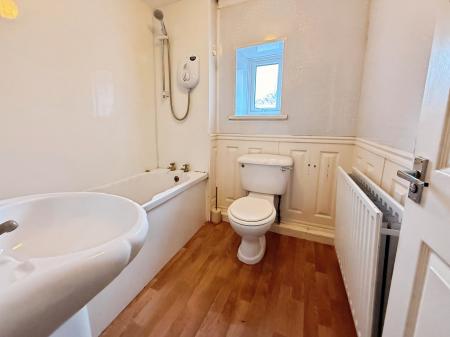 2 bedroom Terraced House for sale in Cleadon Street, Consett, DH8