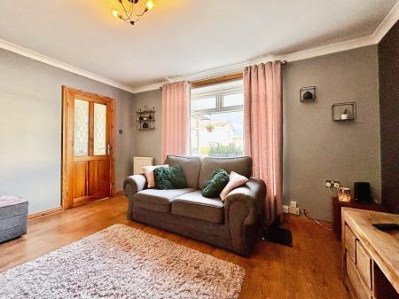 3 bedroom Semi-detached house for sale in Parkside Avenue, Benton, Newcastle upon Tyne, NE7
