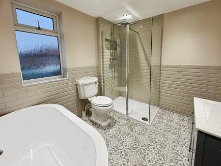 3 bedroom Terraced House for sale in Paignton Avenue, Monkseaton, Whitley Bay, NE25