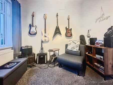 3 bedroom Semi-detached house for sale in Earls Drive, Newcastle upon Tyne, NE15