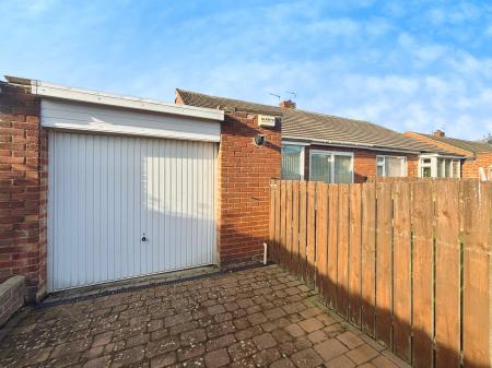 2 bedroom Bungalow for sale in Angram Walk, Chapel House, Newcastle upon Tyne, NE5