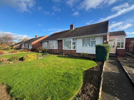 2 bedroom Bungalow for sale in Angram Walk, Chapel House, Newcastle upon Tyne, NE5