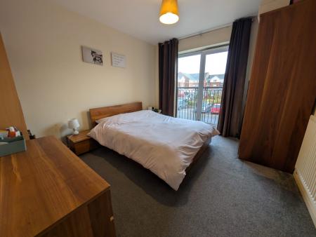 2 bedroom Apartment to let in Royal Courts, Sunderland, SR2