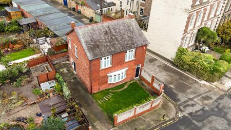 3 bedroom Detached house for sale in Ayres Terrace, North Shields, North Shields, NE29