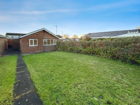 2 bedroom Bungalow for sale in Oakenshaw, Dumpling Hall, Newcastle upon Tyne, NE15