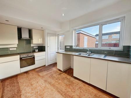 2 bedroom Bungalow for sale in Oakenshaw, Dumpling Hall, Newcastle upon Tyne, NE15