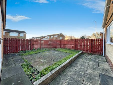 2 bedroom Bungalow for sale in Oakenshaw, Dumpling Hall, Newcastle upon Tyne, NE15