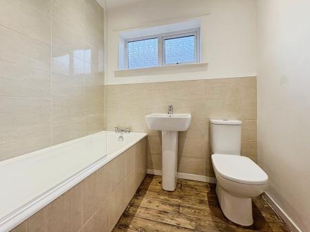 2 bedroom Bungalow for sale in Oakenshaw, Dumpling Hall, Newcastle upon Tyne, NE15