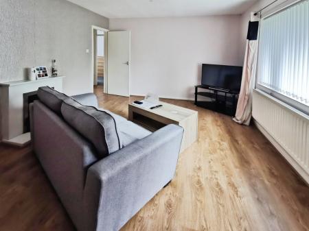 2 bedroom Flat for sale in Lutterworth Road, Longbenton, Newcastle upon Tyne, NE12