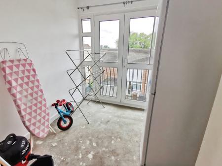 2 bedroom Flat for sale in Lutterworth Road, Longbenton, Newcastle upon Tyne, NE12