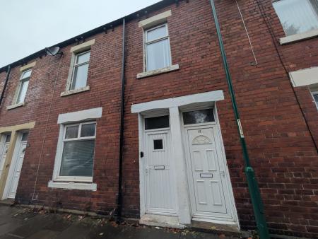 2 bedroom Flat to let in Harold Street, Jarrow, NE32