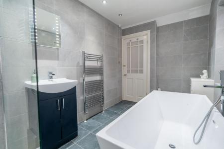 5 bedroom Terraced House for sale in Waterloo Place, North Shields, North Shields, NE29