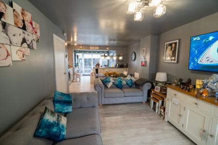 3 bedroom Terraced House for sale in Gardner Park, North Shields, North Shields, NE29