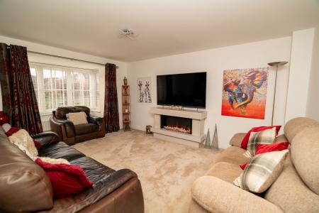 4 bedroom Detached house for sale in Alder Way, Throckley, Newcastle upon Tyne, NE15