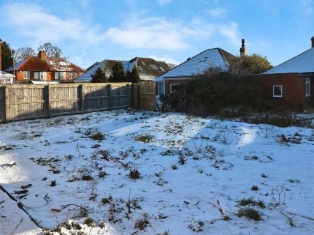 3 bedroom Bungalow for sale in Manor Gardens, Benton, Newcastle upon Tyne, NE7