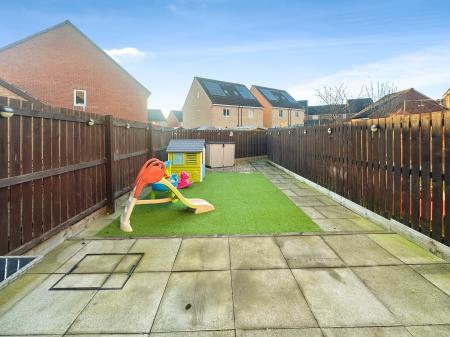 3 bedroom Town house for sale in Greenvale Avenue, Slatyford, Newcastle upon Tyne, NE5