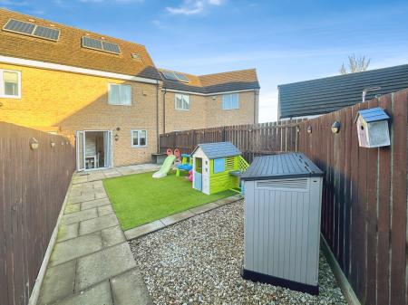 3 bedroom Town house for sale in Greenvale Avenue, Slatyford, Newcastle upon Tyne, NE5