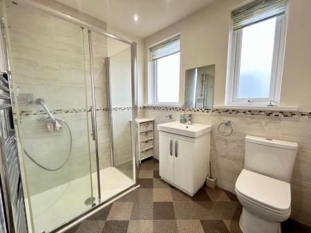 3 bedroom Bungalow to let in Broadway Villas, Newcastle upon Tyne, NE15