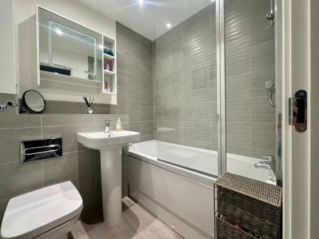 2 bedroom Semi-detached house for sale in Mallard Way, North Walbottle, Newcastle upon Tyne, NE15