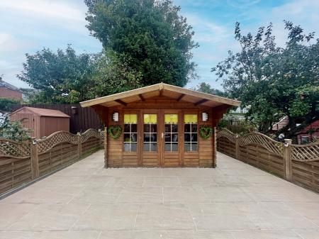 3 bedroom Semi-detached house for sale in Kinnaird Avenue, Denton Burn, Newcastle upon Tyne, NE15