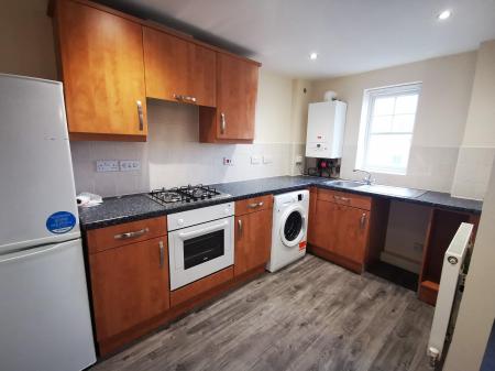 2 bedroom Flat to let in Sanderson Villas, St James Village, Gateshead, NE8