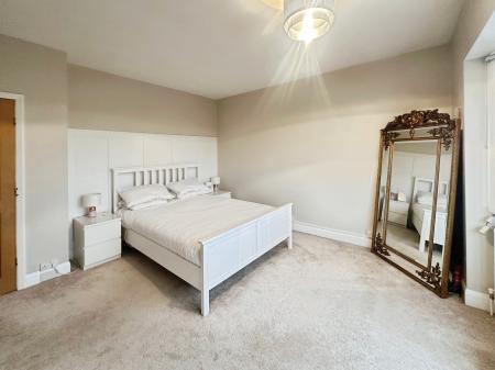 2 bedroom Semi-detached house for sale in Broadwood Road, Denton Burn, Newcastle upon Tyne, NE15
