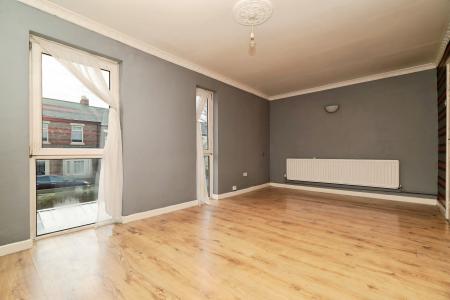3 bedroom Maisonette for sale in Elberfeld Court, Jarrow, NE32