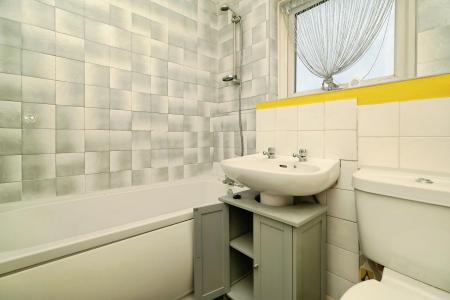 3 bedroom Maisonette for sale in Elberfeld Court, Jarrow, NE32