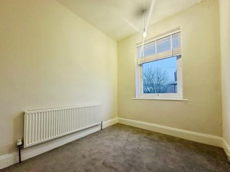2 bedroom Flat for sale in Bavington Drive, Fenham, Newcastle upon Tyne, NE5