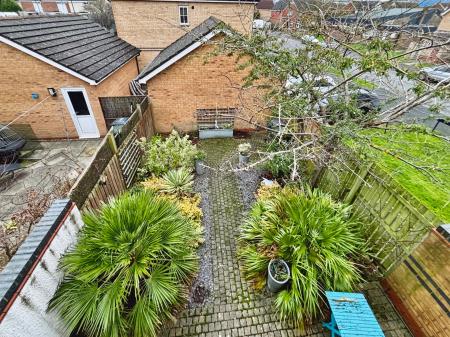 2 bedroom End of terrace house for sale in Queensbury Gate, Longbenton, Newcastle upon Tyne, NE12