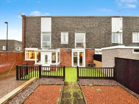 3 bedroom End of terrace house for sale in Stoneleigh Place, Longbenton, Newcastle upon Tyne, NE12