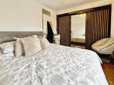 1 bedroom Flat for sale in Rowes Mews, St Peters Basin, Newcastle upon Tyne, NE6