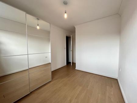 4 bedroom Town house to let in Sanderson Villas, St James Village, Gateshead, NE8