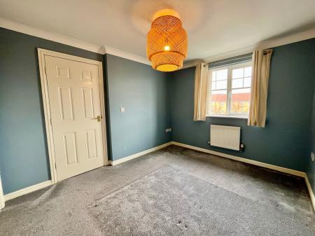 4 bedroom Town house to let in Sanderson Villas, St James Village, Gateshead, NE8