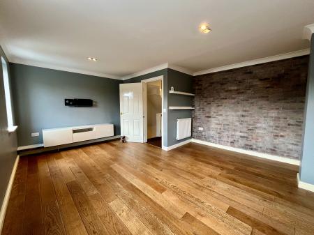 4 bedroom Town house to let in Sanderson Villas, St James Village, Gateshead, NE8