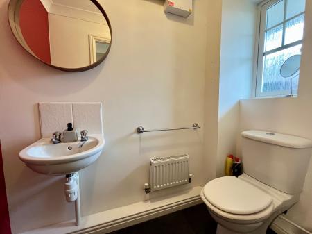 4 bedroom Town house to let in Sanderson Villas, St James Village, Gateshead, NE8