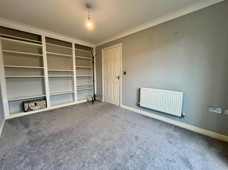 4 bedroom Town house to let in Sanderson Villas, St James Village, Gateshead, NE8