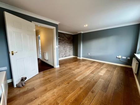 4 bedroom Town house to let in Sanderson Villas, St James Village, Gateshead, NE8