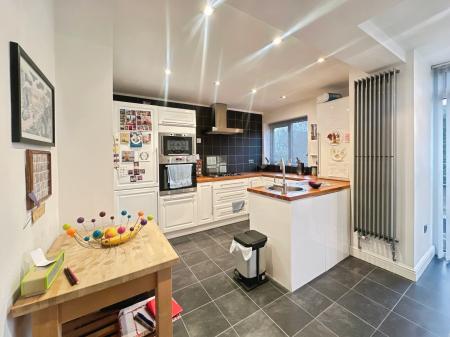 2 bedroom Flat for sale in Morrit Court, Benton, Newcastle upon Tyne, NE7