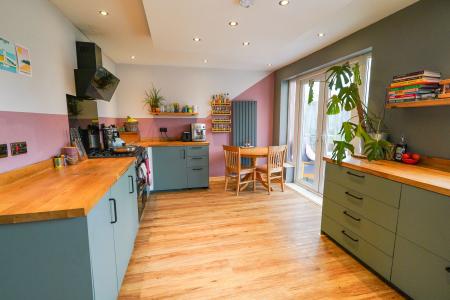 3 bedroom Semi-detached house for sale in Elsdon Avenue, Whitley Bay, NE25