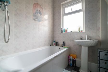 2 bedroom Flat for sale in Langley Road, North Shields, North Shields, NE29