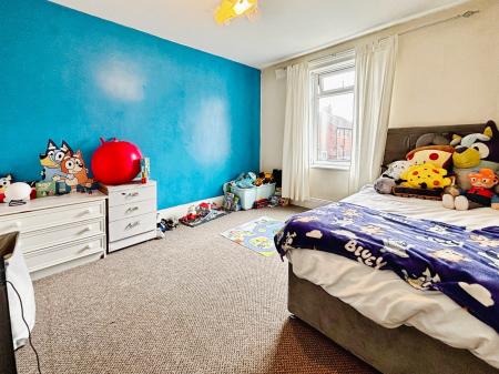 2 bedroom Terraced House for sale in Orange Grove, Annitsford, Cramlington, NE23