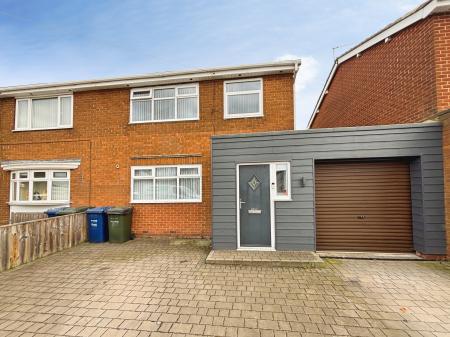 3 bedroom Semi-detached house for sale in Moorway Drive, Dumpling Hall, Newcastle upon Tyne, NE15