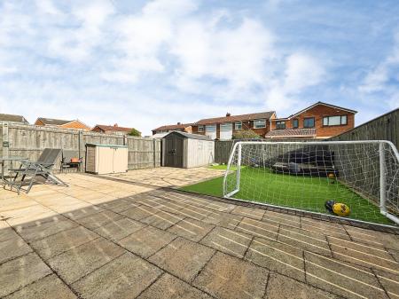 3 bedroom Semi-detached house for sale in Moorway Drive, Dumpling Hall, Newcastle upon Tyne, NE15