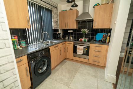 3 bedroom Semi-detached house for sale in Alston Close, Wallsend, Wallsend, NE28