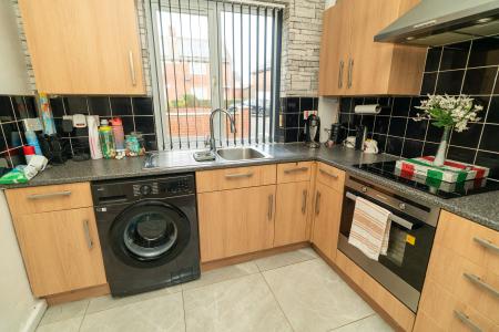 3 bedroom Semi-detached house for sale in Alston Close, Wallsend, Wallsend, NE28