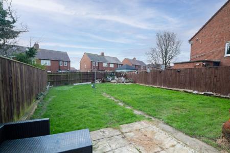 3 bedroom Semi-detached house for sale in Alston Close, Wallsend, Wallsend, NE28