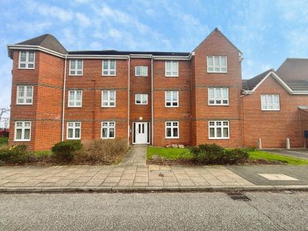 2 bedroom Flat for sale in Ashover Road, Kenton, Newcastle upon Tyne, NE3