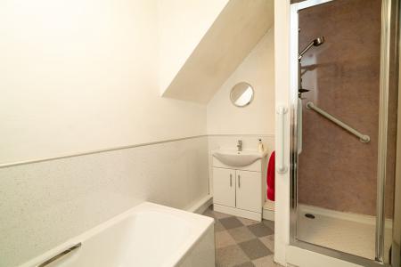 2 bedroom Flat for sale in Westmorland Avenue, Wallsend, NE28