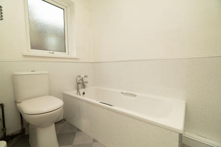 2 bedroom Flat for sale in Westmorland Avenue, Wallsend, NE28
